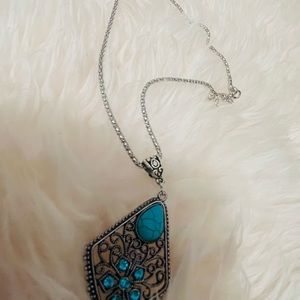 Adjustable fashion necklace